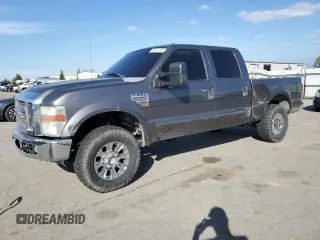 2008 Ford Super Duty F-250 SRW XL with VIN 1FTSW21R68EA71458, listed as a Copart auction lot 45947245 with 273,310 mi miles and Salvage Title. Bid and sale history available at carsss.com. Image 1.