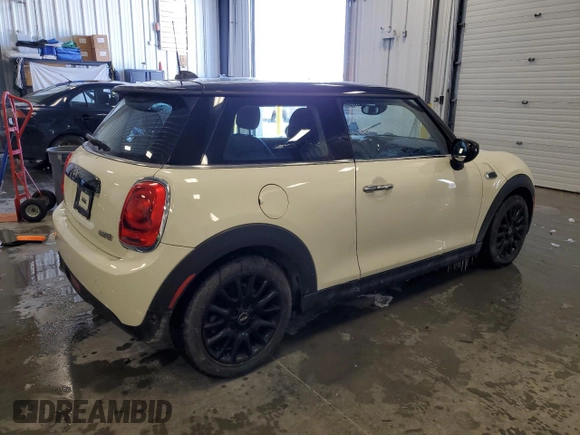 2021 MINI Hardtop Cooper with VIN WMWXR3C07M2N73695, listed as a Copart auction lot 44340355 with 42,942 mi miles and Clean title. Bid and sale history available at DreamBid. Image 3.
