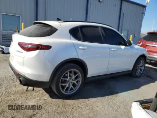 2018 Alfa Romeo Stelvio Ti Sport z VIN ZASFAKNN3J7B77939, wystawiony jako Copart lot #87767495 z przebiegiem 62 777 mil mil oraz Szkoda całkowita • Salvage title. Historia ofert i sprzedaży dostępna na DreamBid. Obrazek 3.