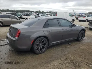 2019 Chrysler 300 Touring with VIN 2C3CCAAG6KH556001, listed as a Copart auction lot 44787485 with 183,323 mi miles and Non Repairable. Bid and sale history available at carsss.com. Image 3.