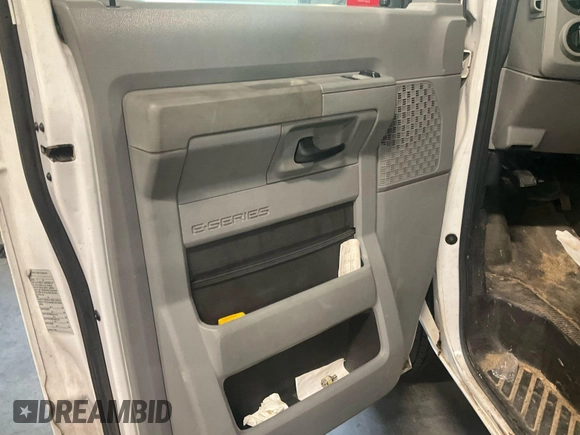 2012 Ford Econoline Cargo Commercial with VIN 1FTNE2EL4CDB14957, listed as a IAAI auction lot 42200997 with 127,924 mi miles and . Bid and sale history available at carsss.com. Image 1.