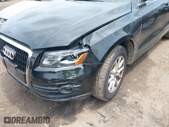 2010 Audi Q5 with VIN WA1LKBFP8AA105530, listed as a IAAI auction lot 42757875 with 90,579 mi miles and . Bid and sale history available at DreamBid. Image 6.