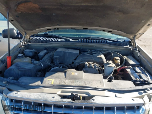 2003 Ford Explorer XLT with VIN 1FMZU73E63ZB17556, listed as a IAAI auction lot 41665155 with 230,391 mi miles and . Bid and sale history available at DreamBid. Image 10.