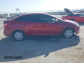 2012 Ford Focus SE с VIN 1FAHP3F25CL428812, выставлен на аукционе IAAI как лот 41850753 с пробегом 146 922 миль миль и . История ставок и продаж доступна на DreamBid. Изображение 13.