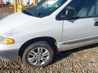 1999 Dodge Caravan with VIN 2B4GP2539XR373124, listed as a IAAI auction lot 41703452 with 1 mi miles. Bid and sale history available at carsss.com. Image 12.