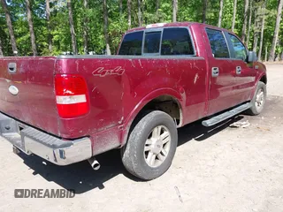 2006 Ford F-150 XLT with VIN 1FTPW14506FB81826, listed as a IAAI auction lot 42142287 with 136,768 mi miles. Bid and sale history available at carsss.com. Image 4.