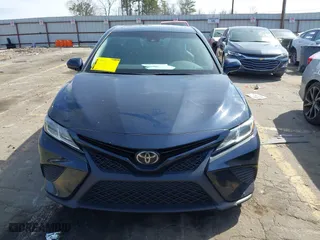 2018 Toyota Camry LE with VIN 4T1B11HK5JU633648, listed as a IAAI auction lot 41840969 with 140,071 mi miles. Bid and sale history available at carsss.com. Image 12.