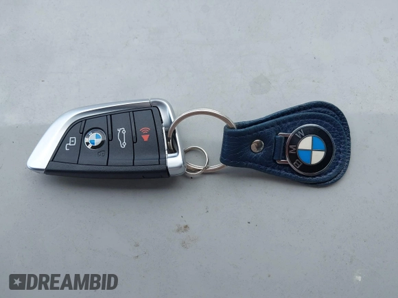 2024 BMW M3 Competition xDrive z VIN WBS43AY07RFS42807, wystawiony jako IAAI lot #41678678 z przebiegiem 3 394 mil mil oraz . Historia ofert i sprzedaży dostępna na DreamBid. Obrazek 11.