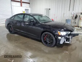 2024 Audi S8 z VIN WAULSAF83RN004941, wystawiony jako Copart lot #74510544 z przebiegiem 10 181 mil mil oraz Szkoda całkowita • Salvage title. Historia ofert i sprzedaży dostępna na DreamBid. Obrazek 4.