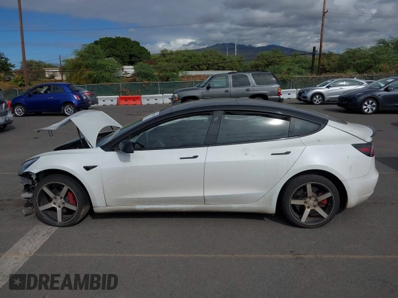 2019 Tesla Model 3 Mid Range with VIN 5YJ3E1EA6KF396946, listed as a IAAI auction lot 41123058 with 69,013 mi miles and . Bid and sale history available at carsss.com. Image 15.