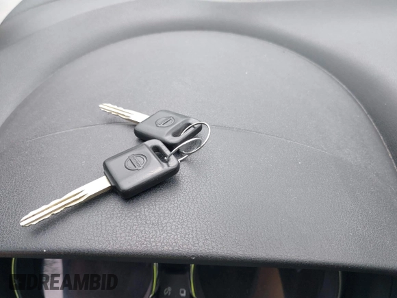 2014 Nissan Note SV with VIN 3N1CE2CP4EL390259, listed as a IAAI auction lot 42186557 with 121,304 mi miles and . Bid and sale history available at DreamBid. Image 11.
