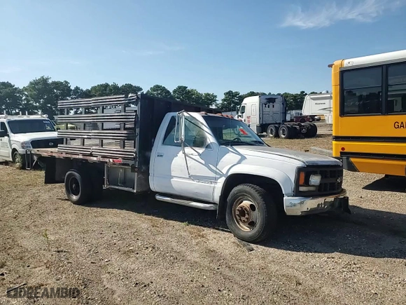 1997 Chevrolet C/K 3500 with VIN 1GBJK34R1VF054943, listed as a Copart auction lot 68689614 with NaN miles and Salvage Title. Bid and sale history available at carsss.com. Image 12.