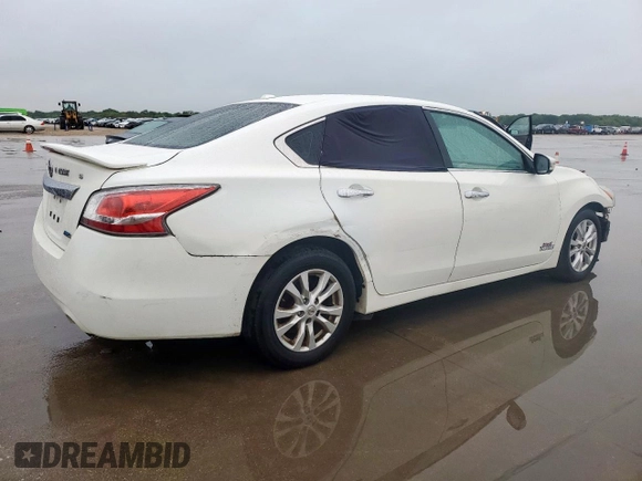 2014 Nissan Altima 2.5 with VIN 1N4AL3AP4EC429632, listed as a Copart auction lot 51980985 with 176,879 mi miles and Clean Title. Bid and sale history available at carsss.com. Image 3.