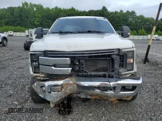 2018 Ford F-250 XL z VIN 1FT7W2BT3JEC16610, wystawiony jako Copart lot #60826045 z przebiegiem 93 965 mil mil oraz Szkoda całkowita • Salvage title. Historia ofert i sprzedaży dostępna na DreamBid. Obrazek 5.
