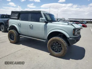 2022 Ford Bronco with VIN 1FMDE5BH9NLB13871, listed as a Copart auction lot 54178645 with 18,990 mi miles and Non repairable. Bid and sale history available at DreamBid. Image 4.