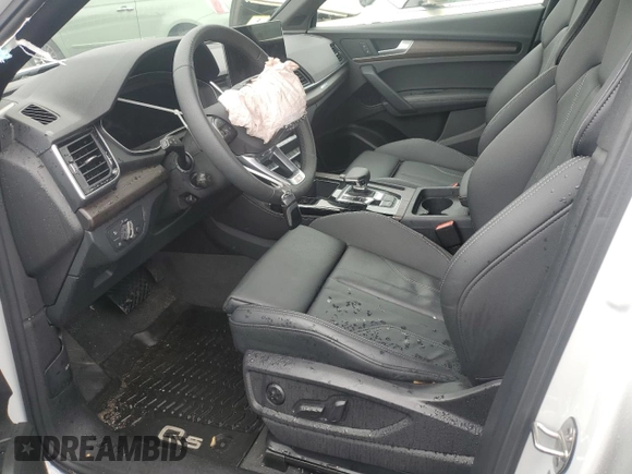 2024 Audi Q5 S line Premium Plus with VIN WA1E2AFY9R2024733, listed as a Copart auction lot 56827735 with Not provided miles and Salvage title. Bid and sale history available at DreamBid. Image 7.