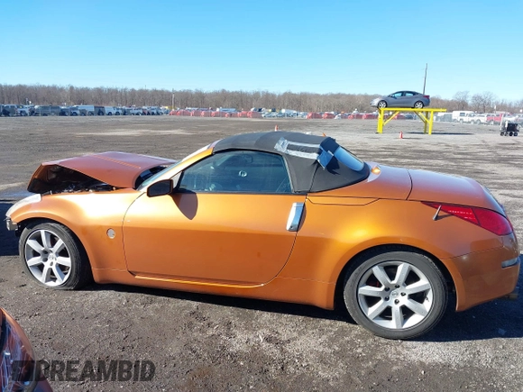 2004 Nissan 350Z Touring z VIN JN1AZ36A24T000472, wystawiony jako IAAI lot #38684053 z przebiegiem 65 769 mil mil oraz . Historia ofert i sprzedaży dostępna na DreamBid. Obrazek 14.