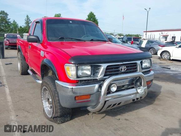1996 Toyota Tacoma z VIN 4TAWM72N8TZ158887, wystawiony jako IAAI lot #42171836 z przebiegiem 248 871 mil mil oraz . Historia ofert i sprzedaży dostępna na DreamBid. Obrazek 6.