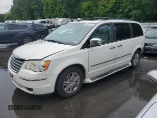 2010 Chrysler Town & Country Limited z VIN 2A4RR7DX0AR322233, wystawiony jako Copart lot #60435125 z przebiegiem 107 165 mil mil oraz Szkoda całkowita • Salvage title. Historia ofert i sprzedaży dostępna na DreamBid. Obrazek 1.
