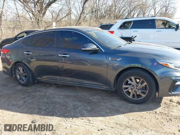 2020 Kia Optima LX with VIN 5XXGT4L31LG384991, listed as a IAAI auction lot 41822050 with 97,604 mi miles. Bid and sale history available at carsss.com. Image 13.