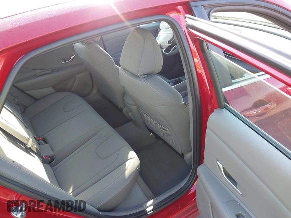 2025 Hyundai Elantra SEL Convenience z VIN KMHLS4DG2SU877358, wystawiony jako IAAI lot #41996158 z przebiegiem 3 141 mil mil oraz . Historia ofert i sprzedaży dostępna na DreamBid. Obrazek 8.
