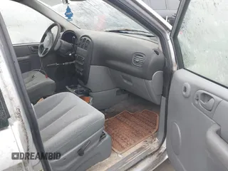 2005 Dodge Caravan SE with VIN 1D4GP25B15B390427, listed as a IAAI auction lot 41569266 with 184,805 mi miles and . Bid and sale history available at DreamBid. Image 5.