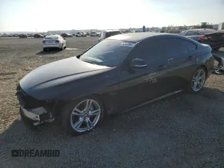 2017 BMW 4 Series 440i xDrive with VIN WBA4E5C34HG810818, listed as a Copart auction lot 74247084 with 101,365 mi miles and Salvage Title. Bid and sale history available at carsss.com. Image 1.