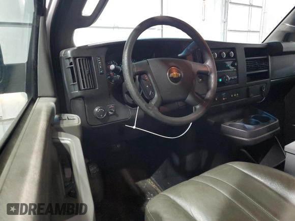 2018 Chevrolet Express Cargo with VIN 1GCWGAFP1J1285139, listed as a Copart auction lot 58856925 with 134,754 mi miles and Clean title. Bid and sale history available at DreamBid. Image 8.