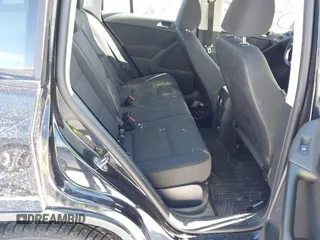 2017 Volkswagen Tiguan S with VIN WVGBV7AX7HK049500, listed as a IAAI auction lot 41632573 with 83,362 mi miles and . Bid and sale history available at DreamBid. Image 8.