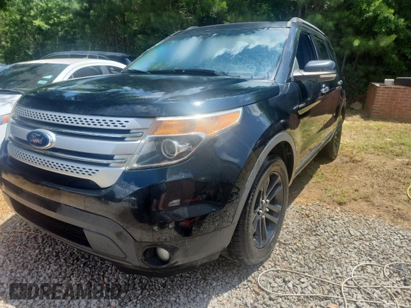 2014 Ford Explorer XLT z VIN 1FM5K7D92EGC25564, wystawiony jako Copart lot #61183995 z przebiegiem 174 061 mil mil oraz Czysty tytuł • Clean title. Historia ofert i sprzedaży dostępna na DreamBid. Obrazek 2.