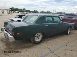 1976 Plymouth Valiant z VIN VL41C6F132520, wystawiony jako Copart lot #63045165 z przebiegiem 63 541 mil mil oraz Szkoda całkowita • Salvage title. Historia ofert i sprzedaży dostępna na DreamBid. Obrazek 3.