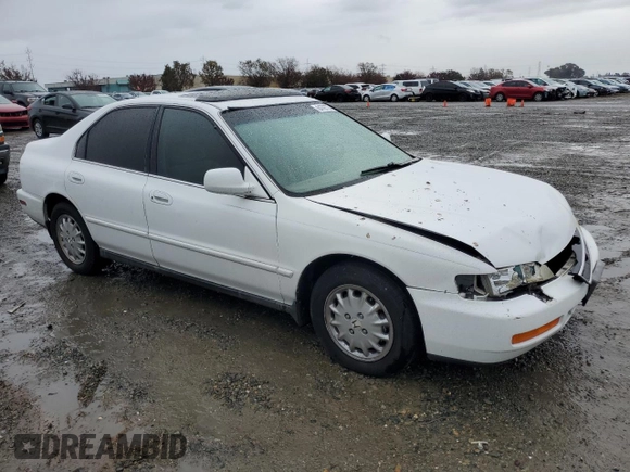 1997 Honda Accord EX with VIN 1HGCD565XVA178602, listed as a Copart auction lot 84797774 with 250,955 mi miles and Salvage Title. Bid and sale history available at DreamBid. Image 4.