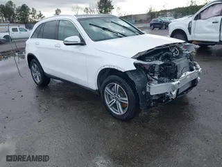 2022 Mercedes-Benz GLC with VIN W1N0G8EB6NV383532, listed as a IAAI auction lot 41707573 with 18,353 mi miles. Bid and sale history available at carsss.com. Image 1.