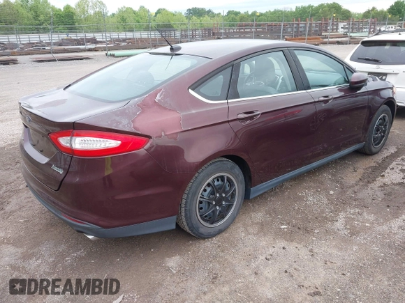 2013 Ford Fusion S with VIN 3FA6P0G71DR358891, listed as a IAAI auction lot 42172614 with 105,152 mi miles and . Bid and sale history available at carsss.com. Image 4.