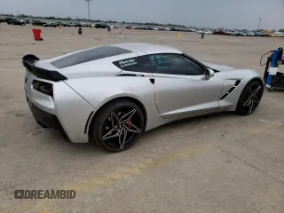 2017 Chevrolet Corvette 1LT with VIN 1G1YB2D75H5121081, listed as a Copart auction lot 43737223 with 32,917 mi miles. Bid and sale history available at carsss.com. Image 3.