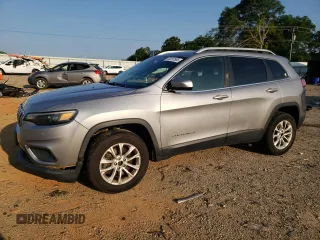 2019 Jeep Cherokee Latitude с VIN 1C4PJMCB9KD355129, выставлен на аукционе Copart как лот 63207585 с пробегом 177 394 миль миль и Списание • Salvage title. История ставок и продаж доступна на DreamBid. Изображение 1.