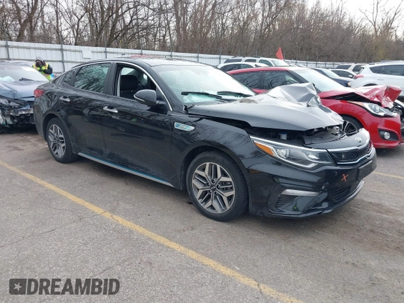 2020 Kia Optima Hybrid EX with VIN KNAGU4LE3L5037226, listed as a IAAI auction lot 40846019 with 56,378 mi miles. Bid and sale history available at carsss.com. Image 1.