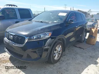 2019 Kia Sorento LX with VIN 5XYPG4A35KG549507, listed as a IAAI auction lot 41726414 with 87,507 mi miles. Bid and sale history available at carsss.com. Image 17.