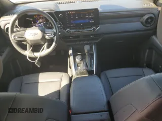 2023 Chevrolet Colorado 4WD Trail Boss с VIN 1GCPTEEK5P1157847, выставлен на аукционе Copart как лот 53582575 с пробегом 38 451 миль миль и Списание • Salvage title. История ставок и продаж доступна на DreamBid. Изображение 8.