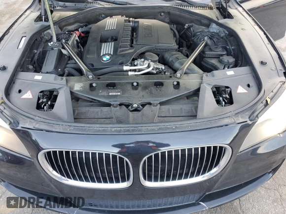 2012 BMW 7 Series 740Li with VIN WBAKB4C53CC576294, listed as a Copart auction lot 53401885 with 159,858 mi miles and Clean Title. Bid and sale history available at carsss.com. Image 11.