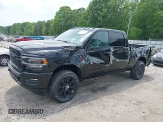 2024 Ram 2500 Big Horn с VIN 3C6UR5DL5RG205340, выставлен на аукционе IAAI как лот 39291590 с пробегом 15 миль миль и . История ставок и продаж доступна на DreamBid. Изображение 2.