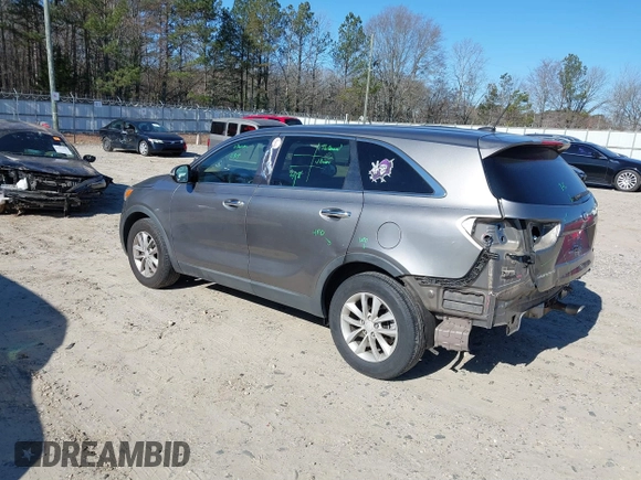 2016 Kia Sorento LX with VIN 5XYPG4A32GG115679, listed as a IAAI auction lot 41634575 with 135,236 mi miles. Bid and sale history available at carsss.com. Image 3.