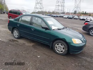 2001 Honda Civic LX with VIN 2HGES16531H556116, listed as a IAAI auction lot 42004307 with 139,074 mi miles. Bid and sale history available at carsss.com. Image 1.