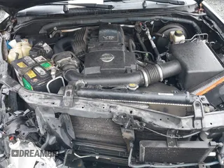 2012 Nissan Pathfinder SV z VIN 5N1AR1NB7CC605691, wystawiony jako IAAI lot #41283702 z przebiegiem 145 943 mil mil oraz . Historia ofert i sprzedaży dostępna na DreamBid. Obrazek 10.