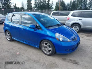 2007 Honda Fit Sport with VIN JHMGD38647S056047, listed as a IAAI auction lot 41956635 with 163,920 mi miles. Bid and sale history available at carsss.com. Image 1.