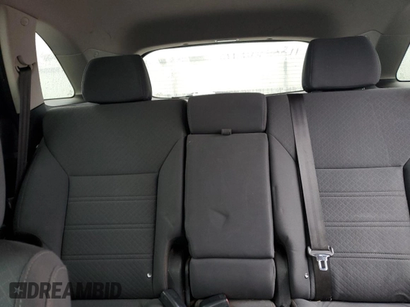 2017 Kia Sorento LX with VIN 5XYPG4A35HG324660, listed as a Copart auction lot 45006635 with 108,453 mi miles and Salvage Title. Bid and sale history available at carsss.com. Image 10.