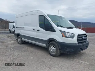 2020 Ford Transit Cargo z VIN 1FTBR2C86LKB45614, wystawiony jako IAAI lot #41665561 z przebiegiem 50 727 mil mil oraz . Historia ofert i sprzedaży dostępna na DreamBid. Obrazek 1.