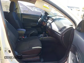 2016 Mitsubishi Outlander Sport 2.4 ES with VIN JA4AR3AW8GZ047131, listed as a IAAI auction lot 40908069 with 124,646 mi miles. Bid and sale history available at carsss.com. Image 5.