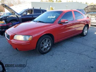 2007 Volvo S60 2.5L Turbo with VIN YV1RH592572620725, listed as a Copart auction lot 85042364 with 152,746 mi miles and Salvage Title. Bid and sale history available at carsss.com. Image 1.