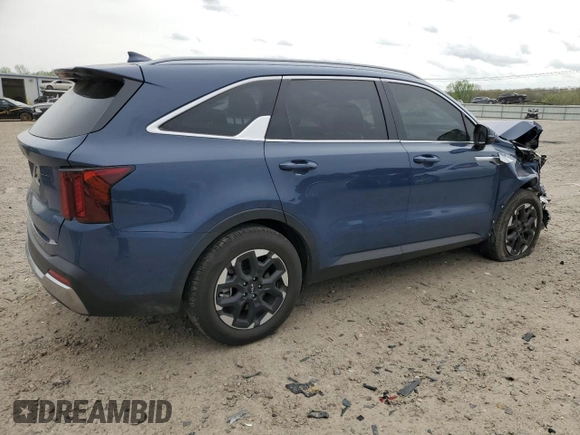 2025 Kia Sorento S z VIN 5XYRL4JC4SG336391, wystawiony jako Copart lot #51675715 z przebiegiem 6 021 mil mil oraz Szkoda całkowita • Salvage title. Historia ofert i sprzedaży dostępna na DreamBid. Obrazek 3.